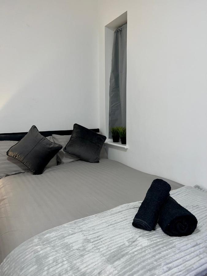 Leisure Studio Flat In Golders Green Londra Dış mekan fotoğraf